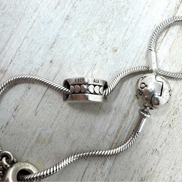 Authentic PANDORA 3 charm “travel” themed sterling silver bracelet - Picture 8 of 10